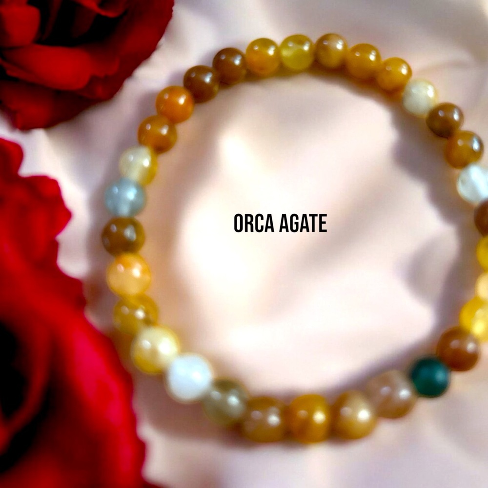 0209B Orca Agate 6mm Bracelet